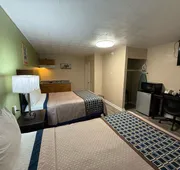 Executive Inn and Kitchenette Suites hotel detail image 4