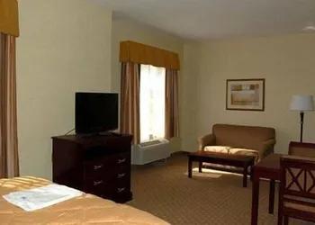 MainStay Suites Houma hotel thumbnail 6