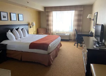 Country Inn & Suites by Radisson, Dundee, MI hotel thumbnail 6