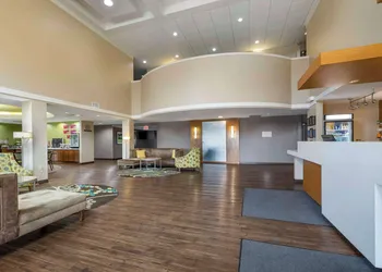 Best Western Plus Patterson Park Inn hotel thumbnail 2