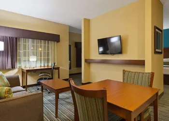 Best Western Plus Patterson Park Inn hotel thumbnail 6