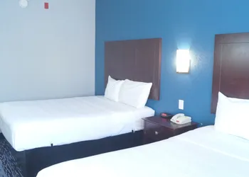 Magnolia Inn and Suites Olive Branch hotel thumbnail 4