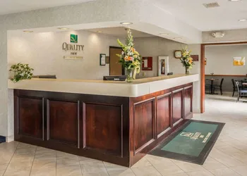 Quality Inn Dundee hotel thumbnail 3