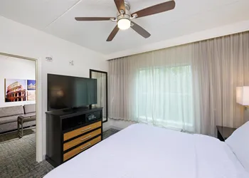 Homewood Suites Atlanta Airport North hotel thumbnail 4