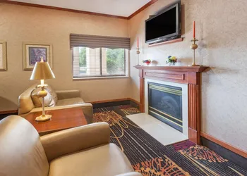 Baymont by Wyndham Chelsea hotel thumbnail 2