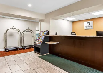 Quality Inn Sawyer hotel thumbnail 4