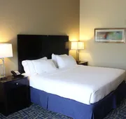 Holiday Inn Express & Suites Lebanon by IHG hotel detail image 7