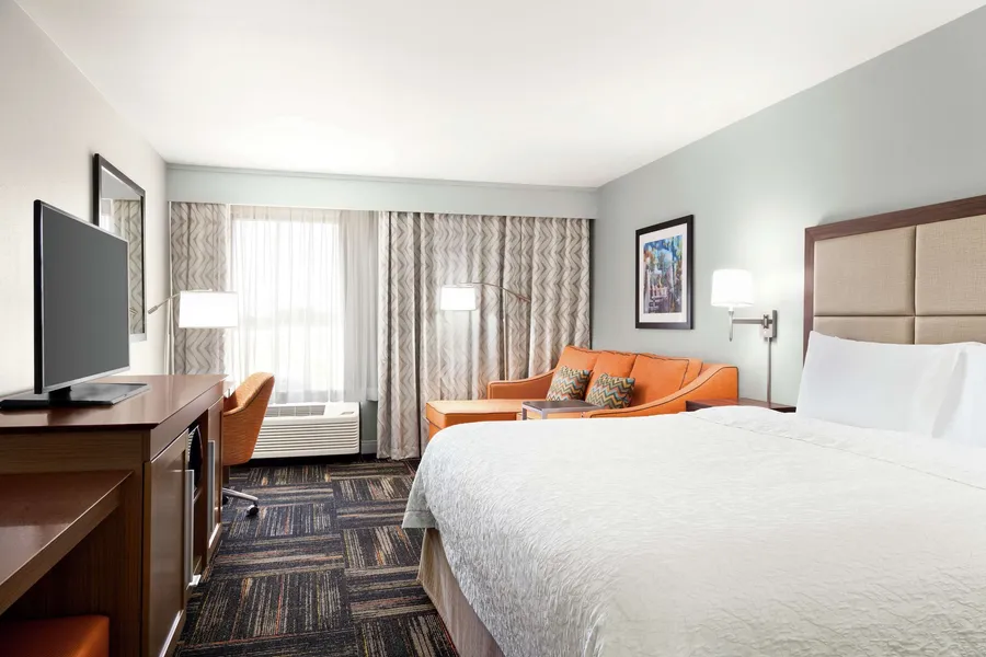 Hampton Inn Paris hotel detail image 6