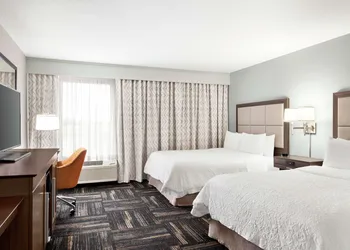 Hampton Inn Paris hotel thumbnail 7