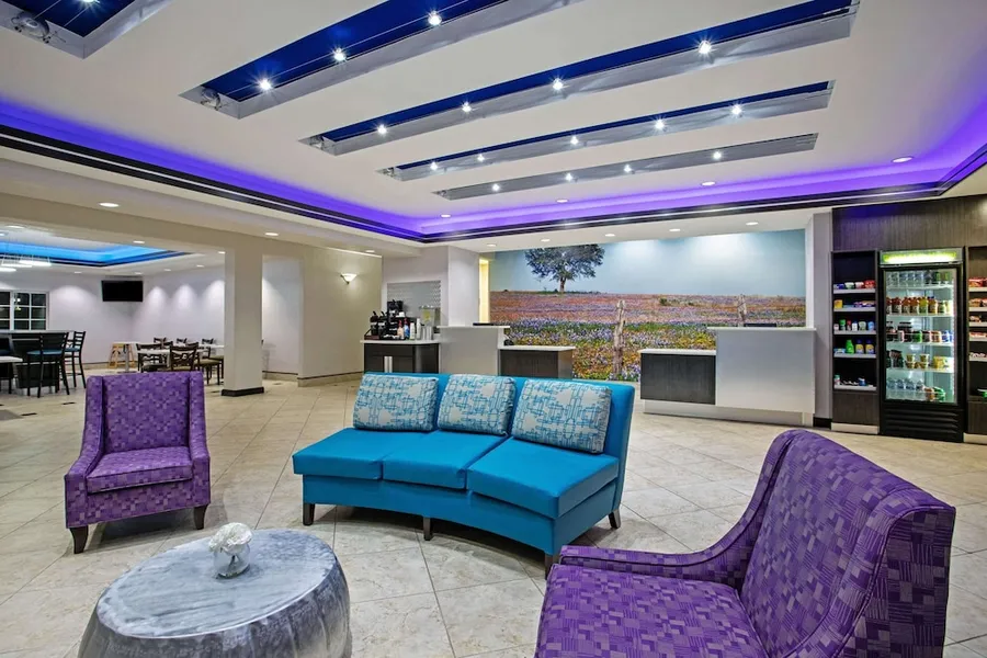 La Quinta Inn & Suites by Wyndham Fairfield TX hotel detail image 2