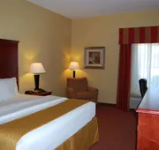 La Quinta Inn & Suites by Wyndham Fairfield TX hotel detail image 5