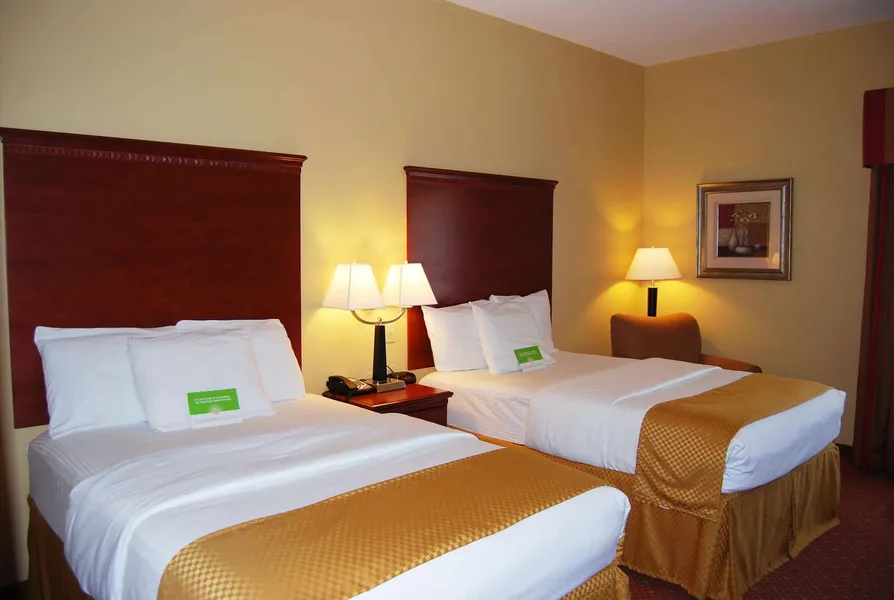 La Quinta Inn & Suites by Wyndham Fairfield TX hotel detail image 6