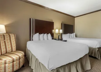 Best Western Plus Texoma Hotel & Suites hotel thumbnail 5