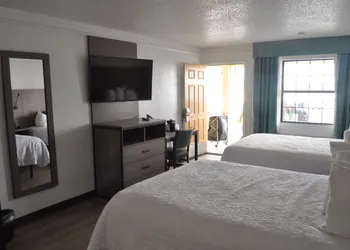 Baymont by Wyndham Fort Stockton hotel thumbnail 5