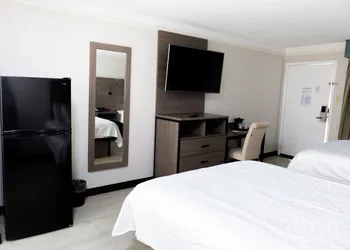 Baymont by Wyndham Fort Stockton hotel thumbnail 6