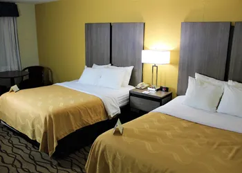 Quality Inn Fort Stockton hotel thumbnail 8