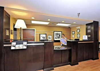Hampton Inn Eden hotel thumbnail 3
