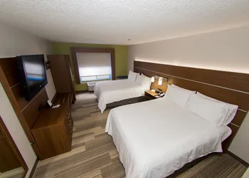 Holiday Inn Express Hotel and Suites Statesville by IHG hotel thumbnail 3