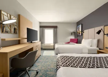 La Quinta Inn & Suites by Wyndham Selma/Smithfield I-95 hotel thumbnail 6