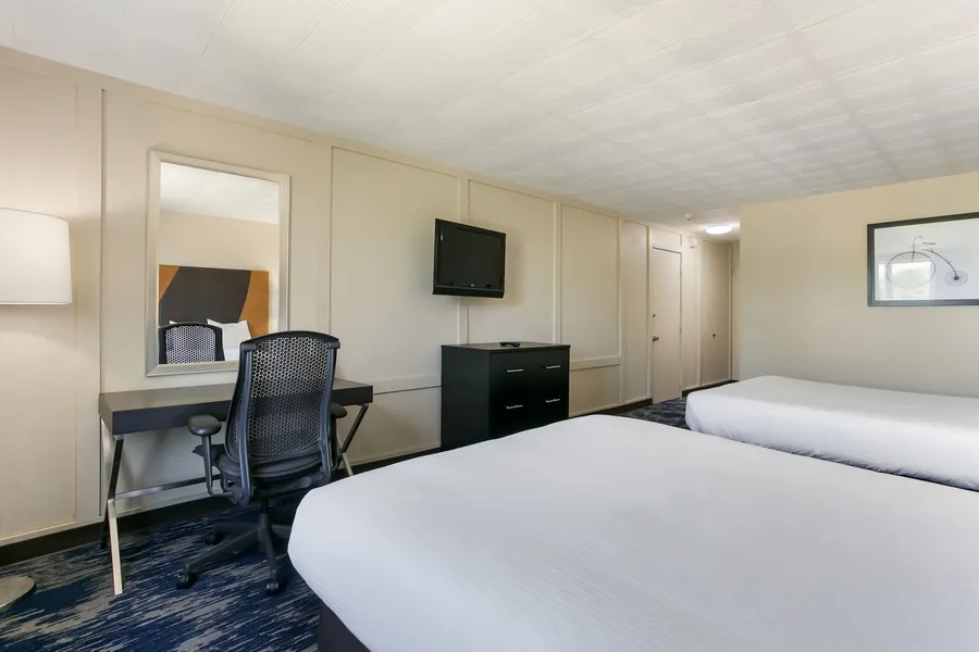 Eisenhower Hotel & Conference Center hotel detail image 6