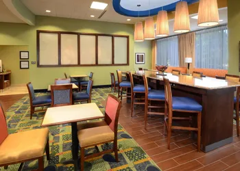 Hampton Inn Roxboro hotel thumbnail 4