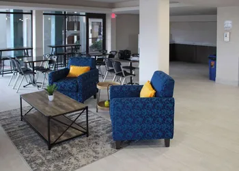 Clarion Pointe Statesville hotel thumbnail 2