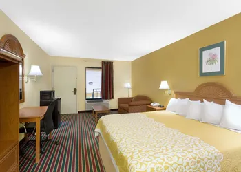 Days Inn by Wyndham Biscoe hotel thumbnail 6