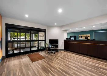 Clarion Pointe Apex – Holly Springs hotel thumbnail 4