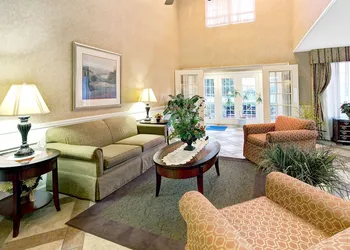 Baymont by Wyndham Sanford hotel thumbnail 2
