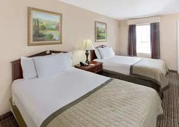 Baymont by Wyndham Sanford hotel thumbnail 4