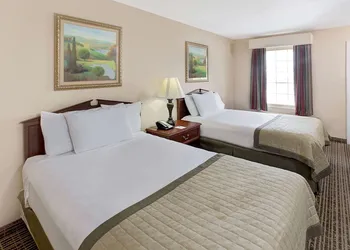 Baymont by Wyndham Sanford hotel thumbnail 4