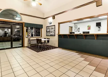 Super 8 by Wyndham Fruita hotel thumbnail 2