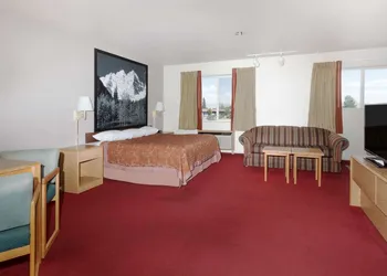 Super 8 by Wyndham Fruita hotel thumbnail 7