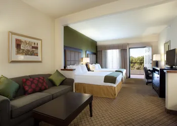 Holiday Inn Express & Suites Silt-Rifle by IHG hotel thumbnail 7