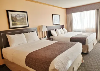 Travelodge by Wyndham Golden Sportsman Lodge hotel thumbnail 5
