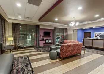 Hampton Inn Seattle/Everett hotel thumbnail 3