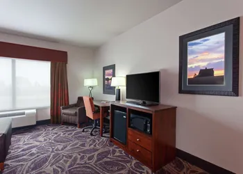 Hampton Inn Seattle/Everett hotel thumbnail 7