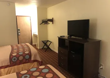 Super 8 by Wyndham Plover Stevens Point Area hotel thumbnail 7