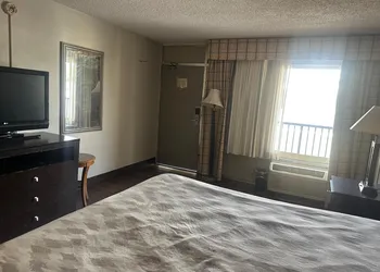La Casa Inn Albany Near Tifton GA I 75 hotel thumbnail 6