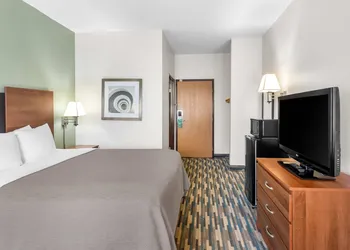 Quality Inn Beloit hotel thumbnail 5