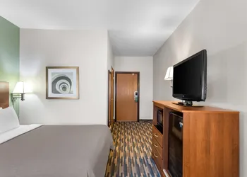 Quality Inn Beloit hotel thumbnail 7