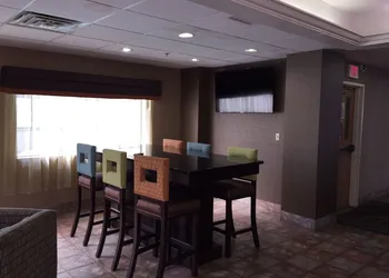 Spark by Hilton Wytheville East Main Street hotel thumbnail 7