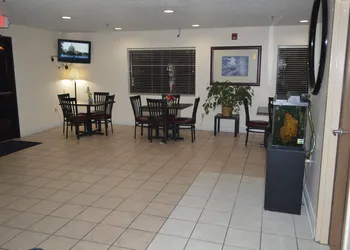 American Elite Inn hotel thumbnail 2