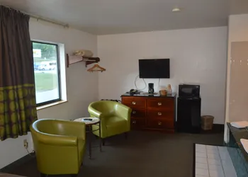 American Elite Inn hotel thumbnail 8