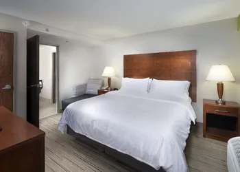 Holiday Inn Express Middlesboro by IHG hotel thumbnail 5