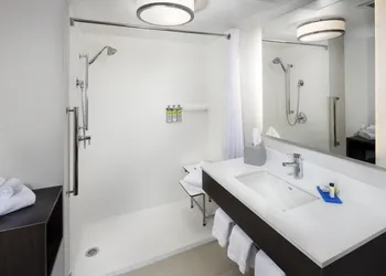 Holiday Inn Express Middlesboro by IHG hotel thumbnail 7