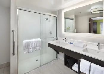 Holiday Inn Express Middlesboro by IHG hotel thumbnail 8