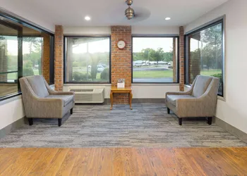 Baymont by Wyndham LaGrange hotel thumbnail 4