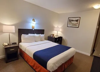 Travelodge by Wyndham McBride hotel thumbnail 8