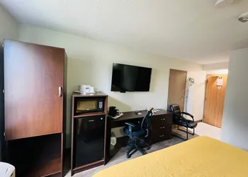 Spark by Hilton Brockville hotel thumbnail 4
